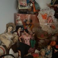 Collezione di bamboline dí varie parti d europae n