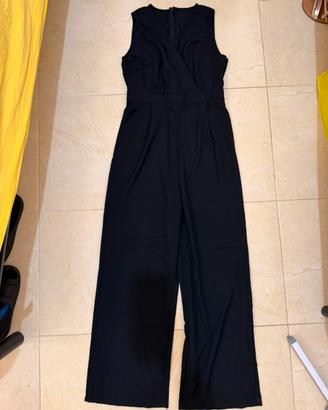 Tuta intera nera con pantalone lungo