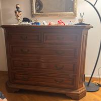 Cassettone + 2 comodini in nocio massello