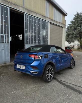Volkswagen T-Roc 1.5 Benz. anno 2021 (solo ricambi