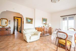 Appartamento di 150 m² con 5 locali a Roma
