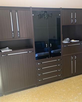 Mobile con due letti a scomparsa