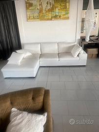 Divano come foto fine serie