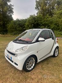 Smart ForTwo Cabrio 1.0 MHD Passion (2011)