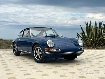 Porsche 911 T 2.2 Karmann 1970 restauro completo