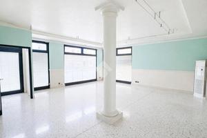 NEGOZIO A SAN GIORGIO IN BOSCO