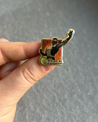 Spilla smaltata Black Ranger Power Rangers Bandai