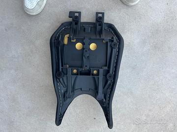 Sella bmw r1200r 2015 e collettori 2008