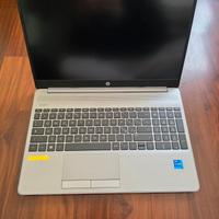 HP 250 G8 I7-1165G7 32 500 WIN11 2022