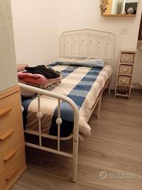 letto singolo con materasso nuovo