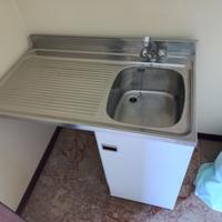 Lavello con vasca e piano in inox