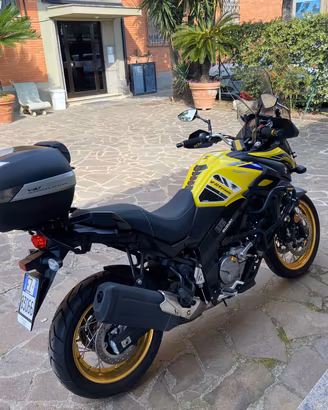 Suzuki v Strom 650 xt