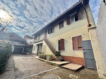 Casa indipendente di 153 m² con 3 locali e box aut