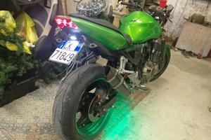 KAWASAKI  HEAVY  ZR750J