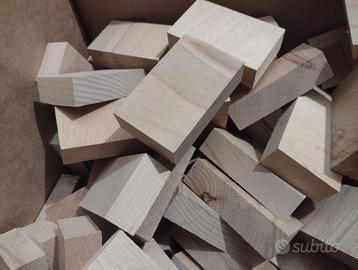 Ritagli in legno per composizioni