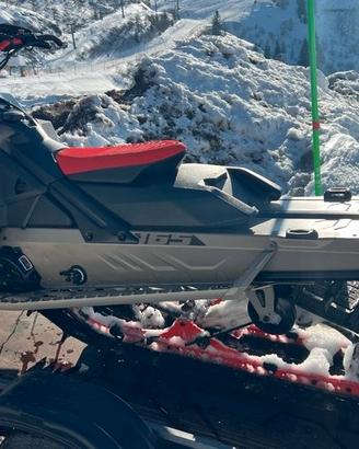 SKI DOO SUMMIT X 850 TURBO Expert 165