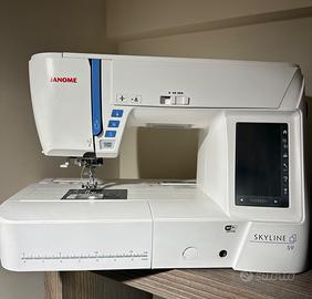 JANOME SKYLINE S9