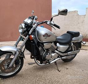 HONDA VF750C MAGNA - 1995