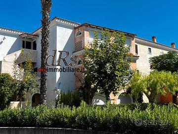 Pisticci marina. Borgo San Basilio. Vista parco ce
