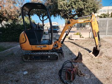 Miniescavatore JCB