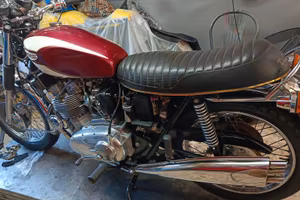 Triumph Trident T160 Electric starter  1975