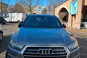 AUDI Q7 3.0 TDI