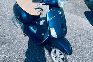 Piaggio Vespa LX 50 cc, colore blu metalizzato,.