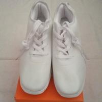 Scarpe da ginnastica bianche con lacci donna 