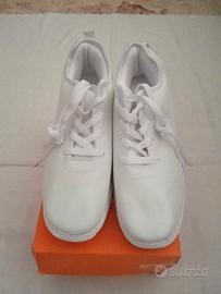 Scarpe da ginnastica bianche con lacci donna 