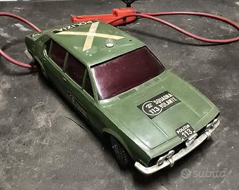 modellino Alfetta polizia 