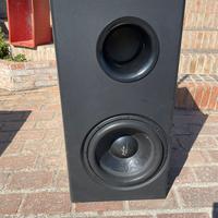 Subwoofer auto