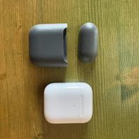 Airpods 2 Apple con case di ricarica Wireless