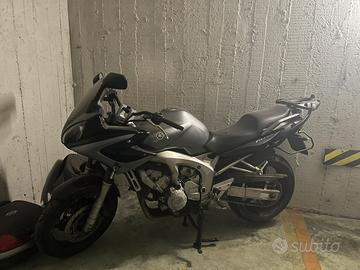 Yamha FZ6 Fazer (2005) - 37.000km + Accessori