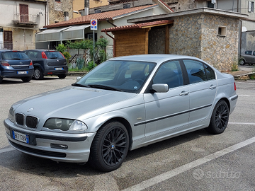BMW 323i 2500cc + GPL