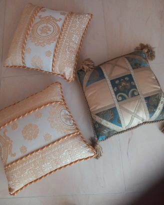 Tris cuscini nuovi 