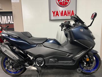 Yamaha T Max 560
