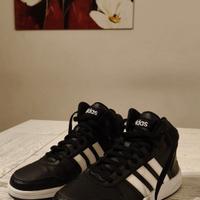Scarpe Adidas hoops 2.0 Mid ,come nuove
