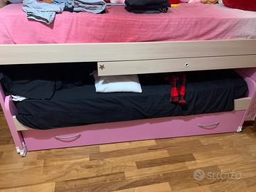 Letto a scomparsa piu scrivania