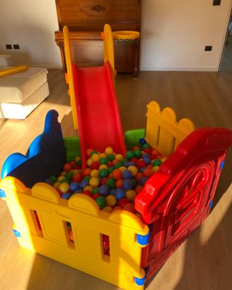 Scivolo bambini giardino palline