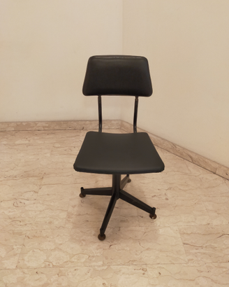 Sgabello da lavoro industriale