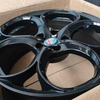 4 CERCHI IN LEGA ALFAROMEO GIULIETTA 18" COD. A10