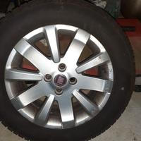 Gomme e cerchi antineve 15"