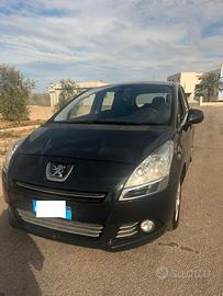 Peugeot 5008 - 7 posti - 2011 - 1.6 hdi 112 CV