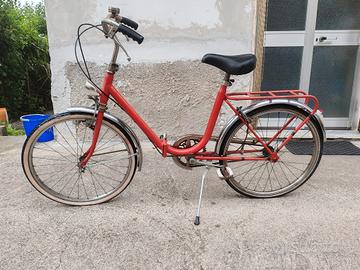 bicicletta d'epoca restaurata 