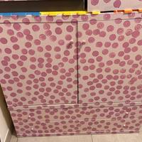 Divano, cassettiera, 2 comodini, rete e giroletto