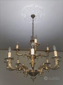 Lampadario in bronzo