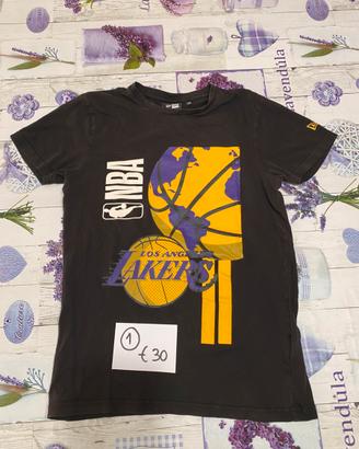 Felpe, t-shirt, cappellino, pantaloni