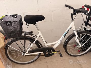 Bicicletta city Bike