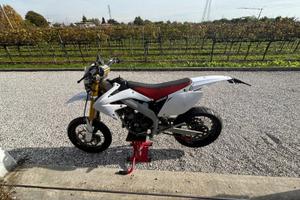 HM 50