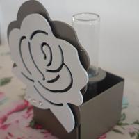 Portafiori vintage in metallo